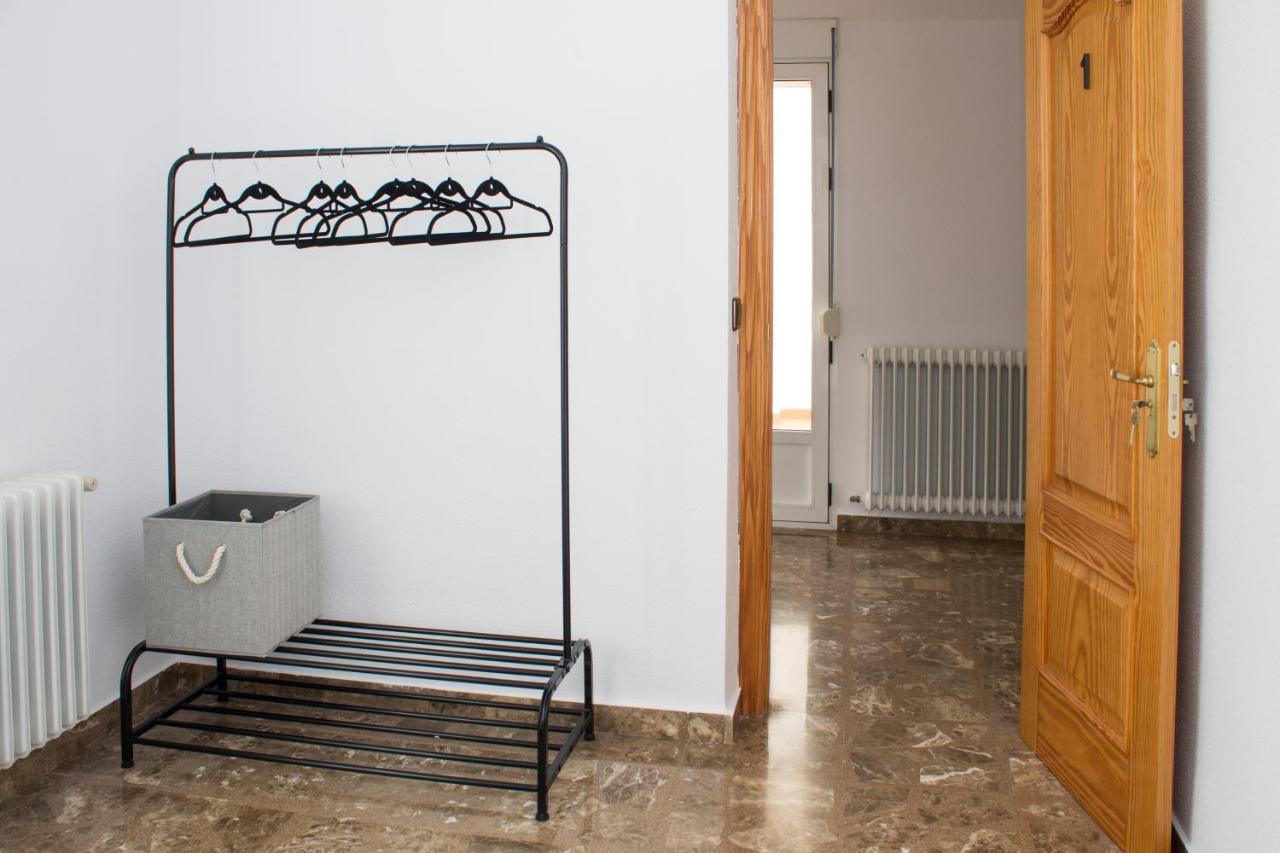 Casa Las Rosas Iniesta Exteriör bild