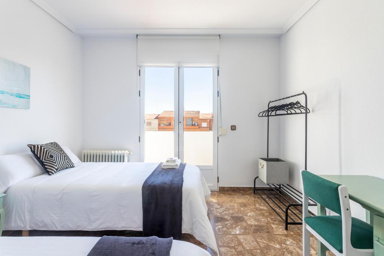 Casa Las Rosas Iniesta Exteriör bild